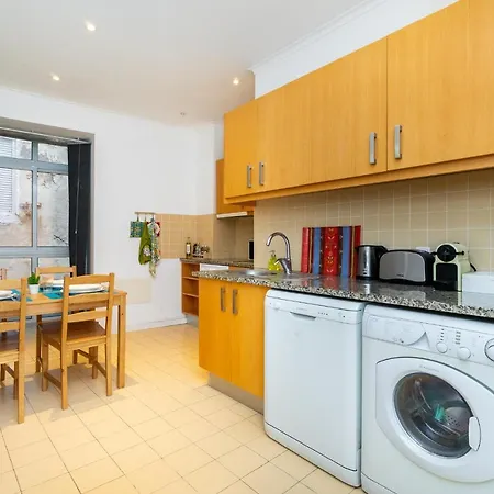 Whome | Trigueiros Downtown Apartament