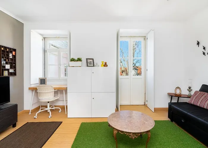 Апартаменты Whome | Trigueiros Downtown *